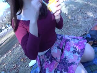 CR社交網站最新流出素人投稿自拍19歲爆乳美女援交富二代公園野餐露出公共衛生間啪啪啪
